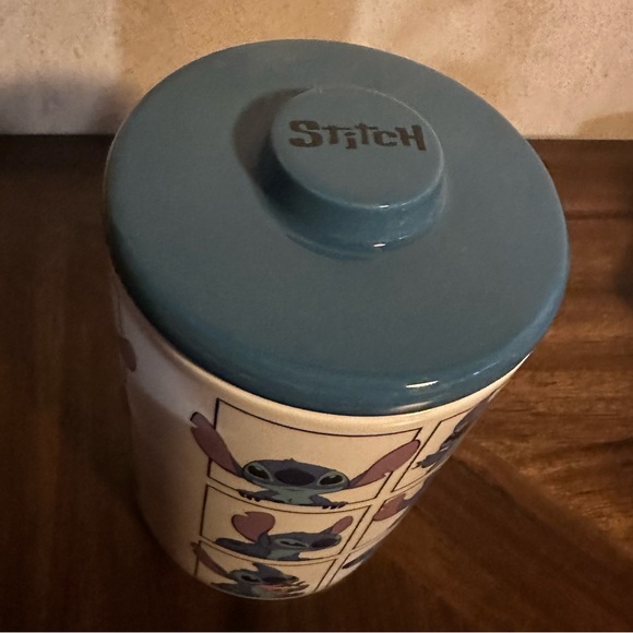 COPY - 💙🍪Disney Stitch Ceramic Canister🍪💙 - Picture 6 of 12